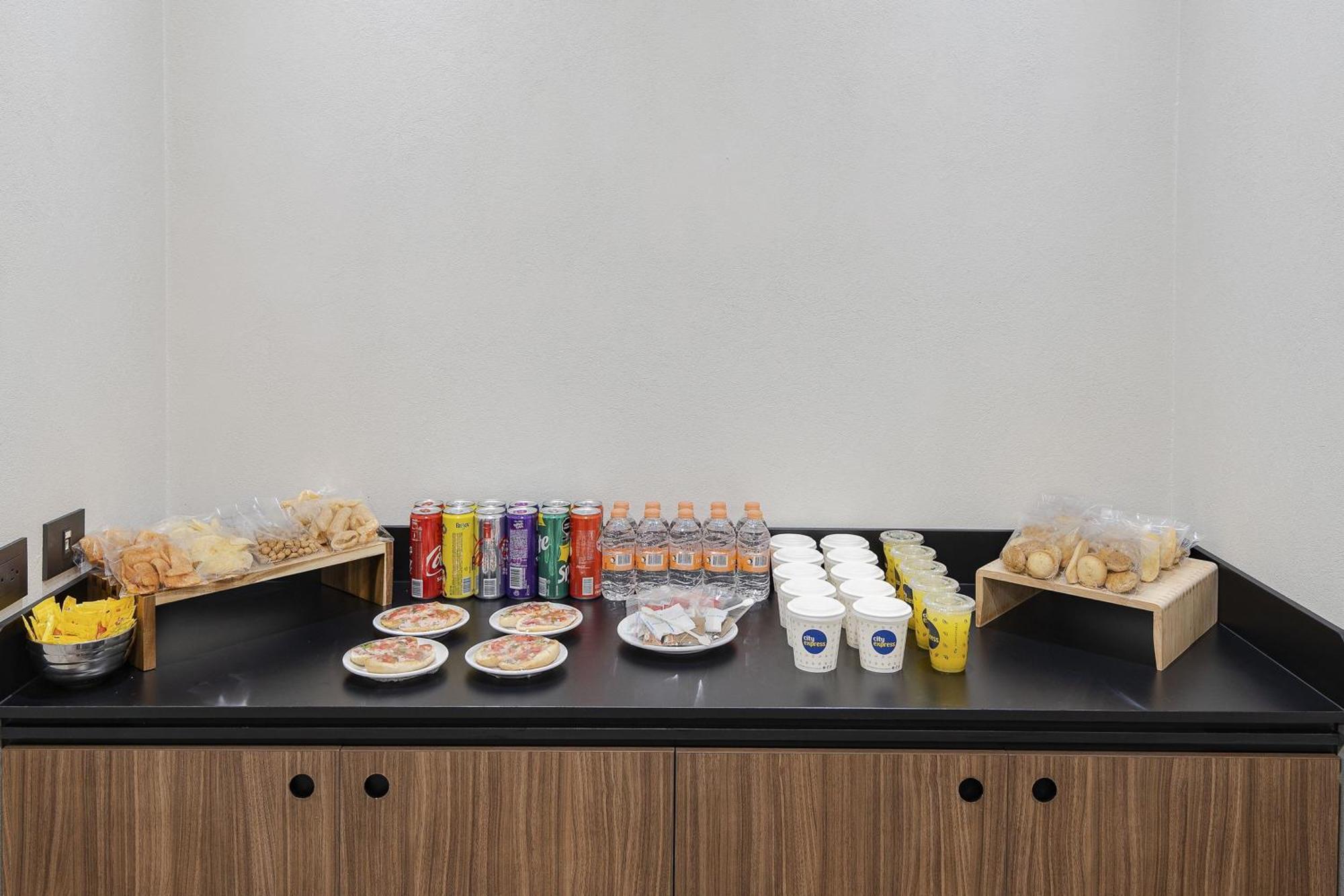 City Express Junior By Marriott Puebla Finsa Exterior photo